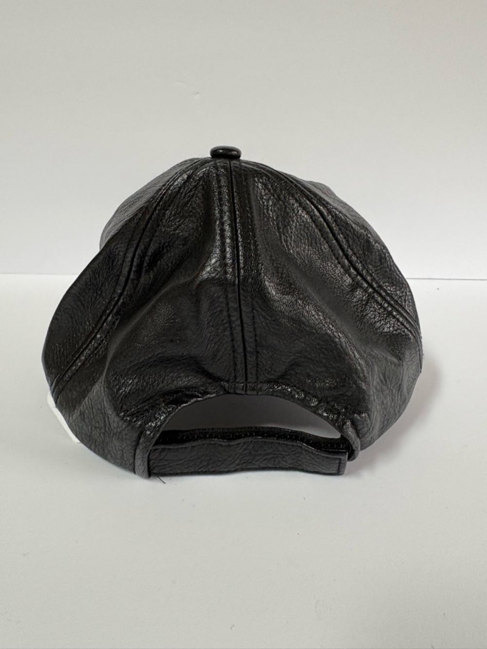 NWT Wyeth Hailey Faux Leather Baseball Cap - Picture 7 of 12